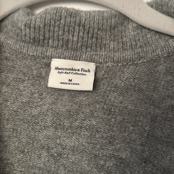 Abercrombie & Fitch Collared Sweater Dress - NWT! - Picture 2 of 6